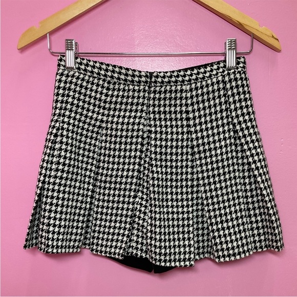 Amanda Uprichard Black and White Mini Skirt - Picture 4 of 5